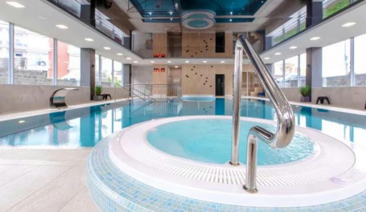 Apartament Bursztyn Klifowa レバル エクステリア 写真